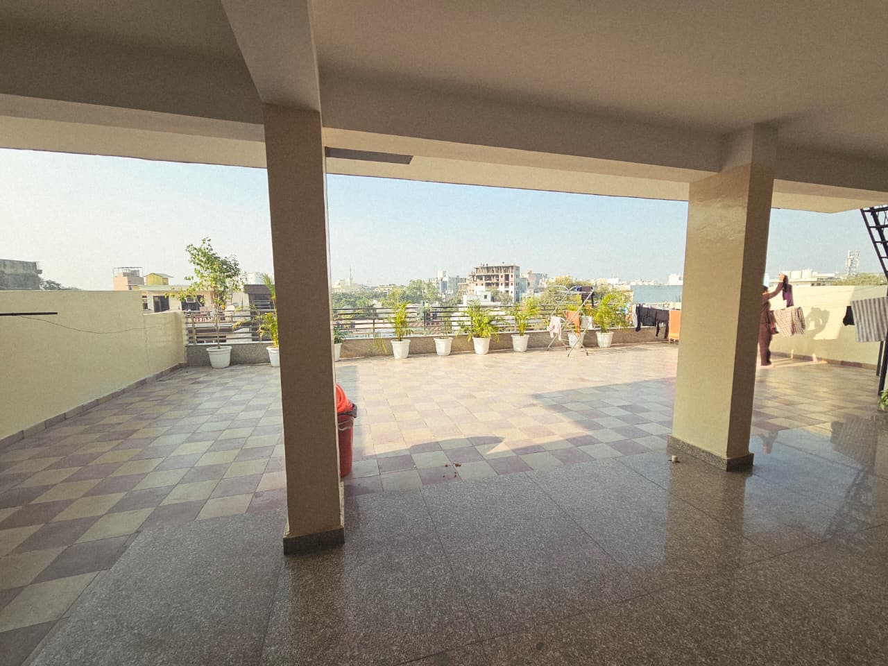 Girls pg sector 17 Gurugram